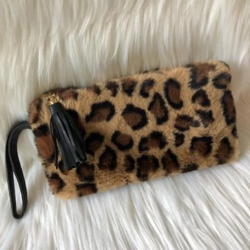 Surell Luxury Faux Fur Text Mittens & Phone Wristlet